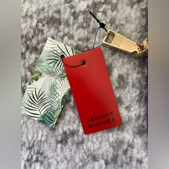 Badgley Mischka Diamond Quilted Oval Crossbody Phone Case in Plum NWT - Picture 5 of 11